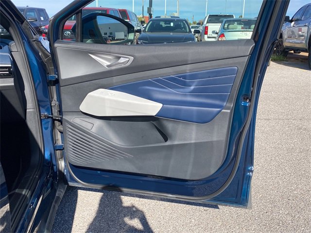 Used 2023 Volkswagen ID.4 Pro S image 10