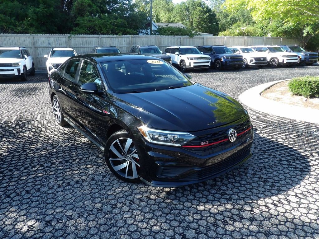 Used 2021 Volkswagen Jetta GLI FWD image 2