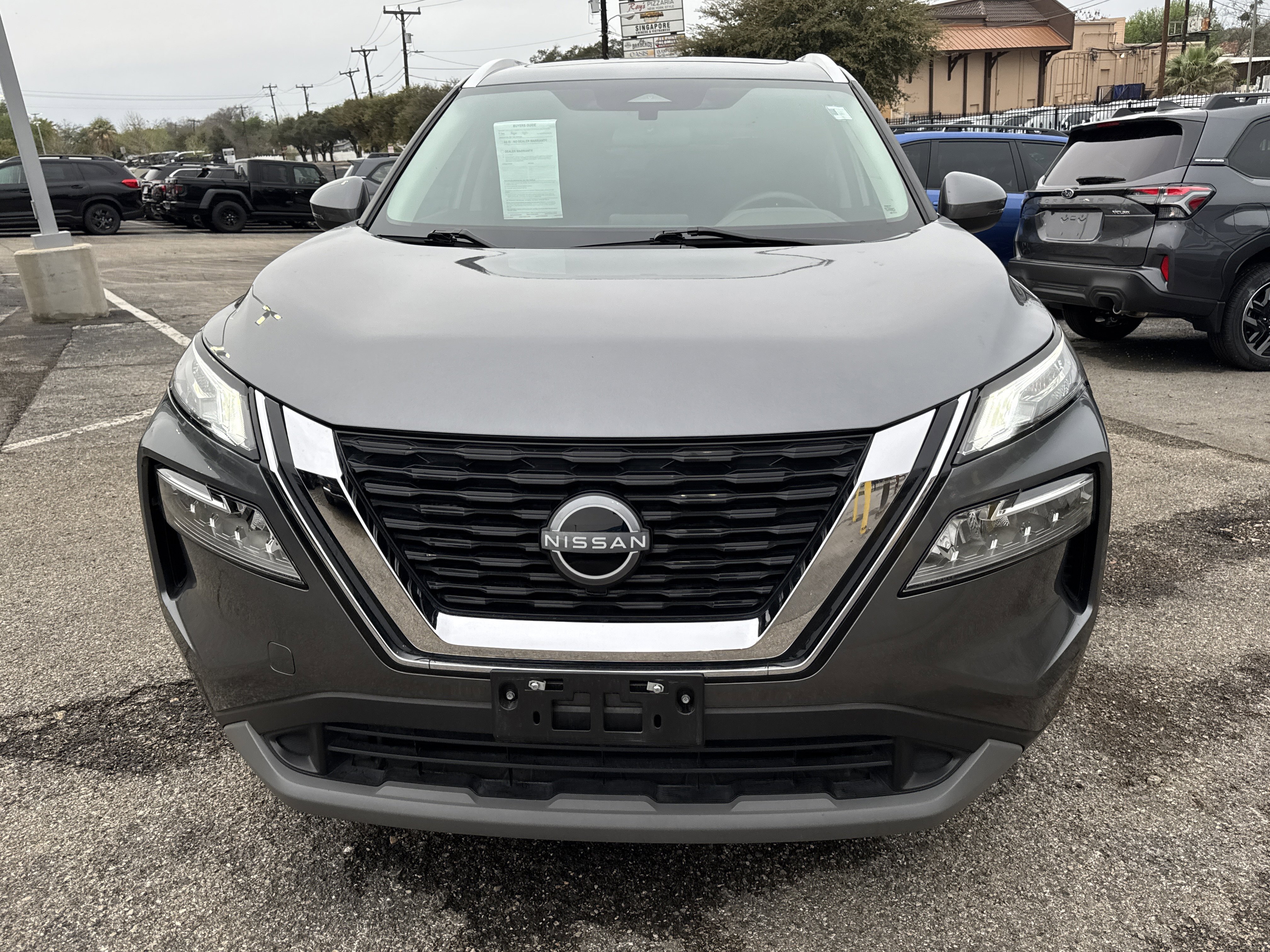 Used 2023 Nissan Rogue SV w/ SV Premium Package image 8