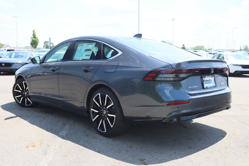 New 2026 Honda Accord Touring image 4