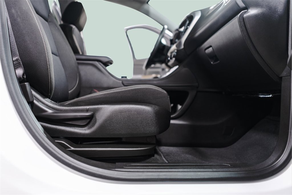 Used 2023 GMC Acadia SLE w/ Driver Convenience Package image 38