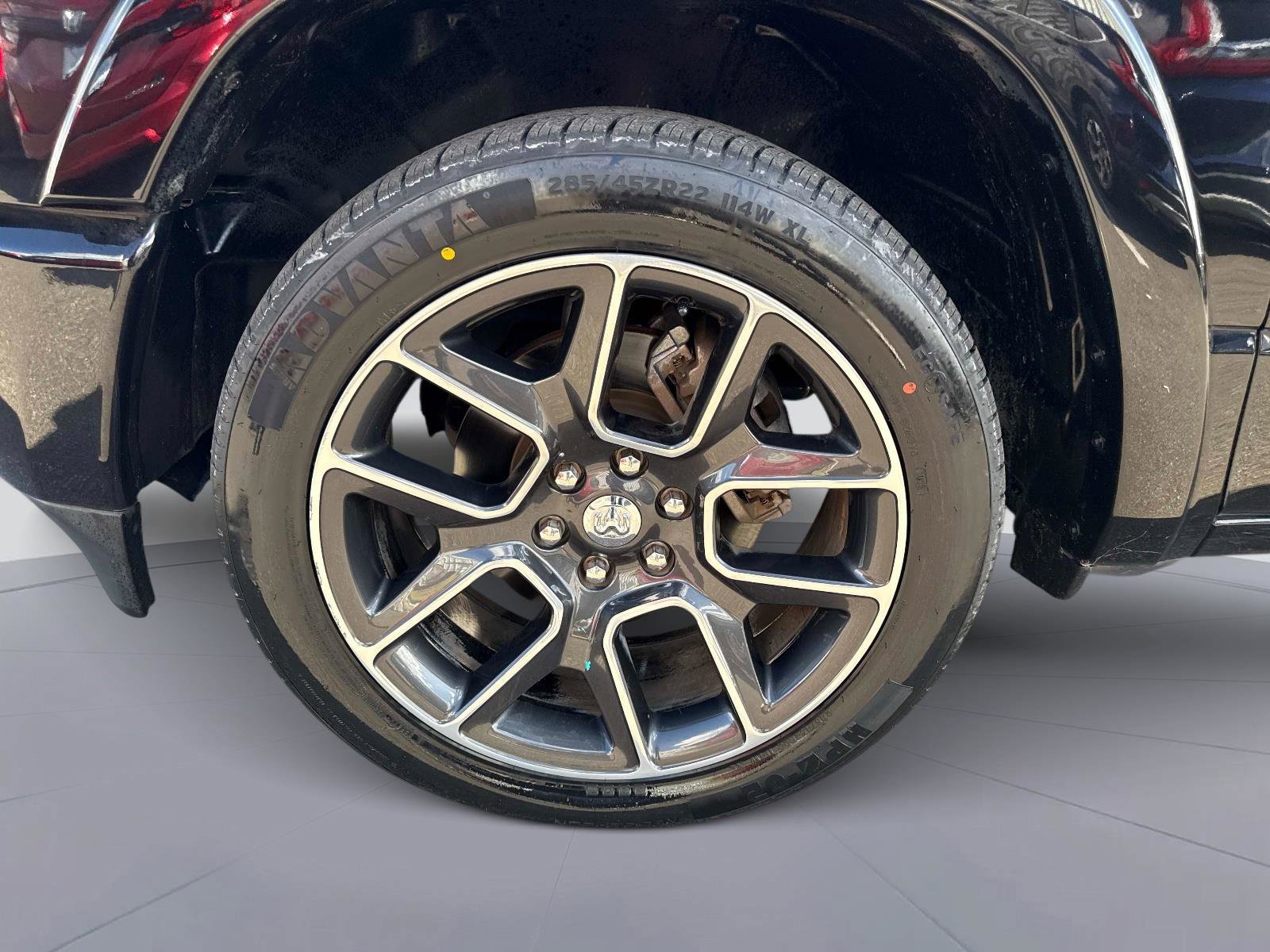 Used 2019 RAM 1500 Laramie image 11