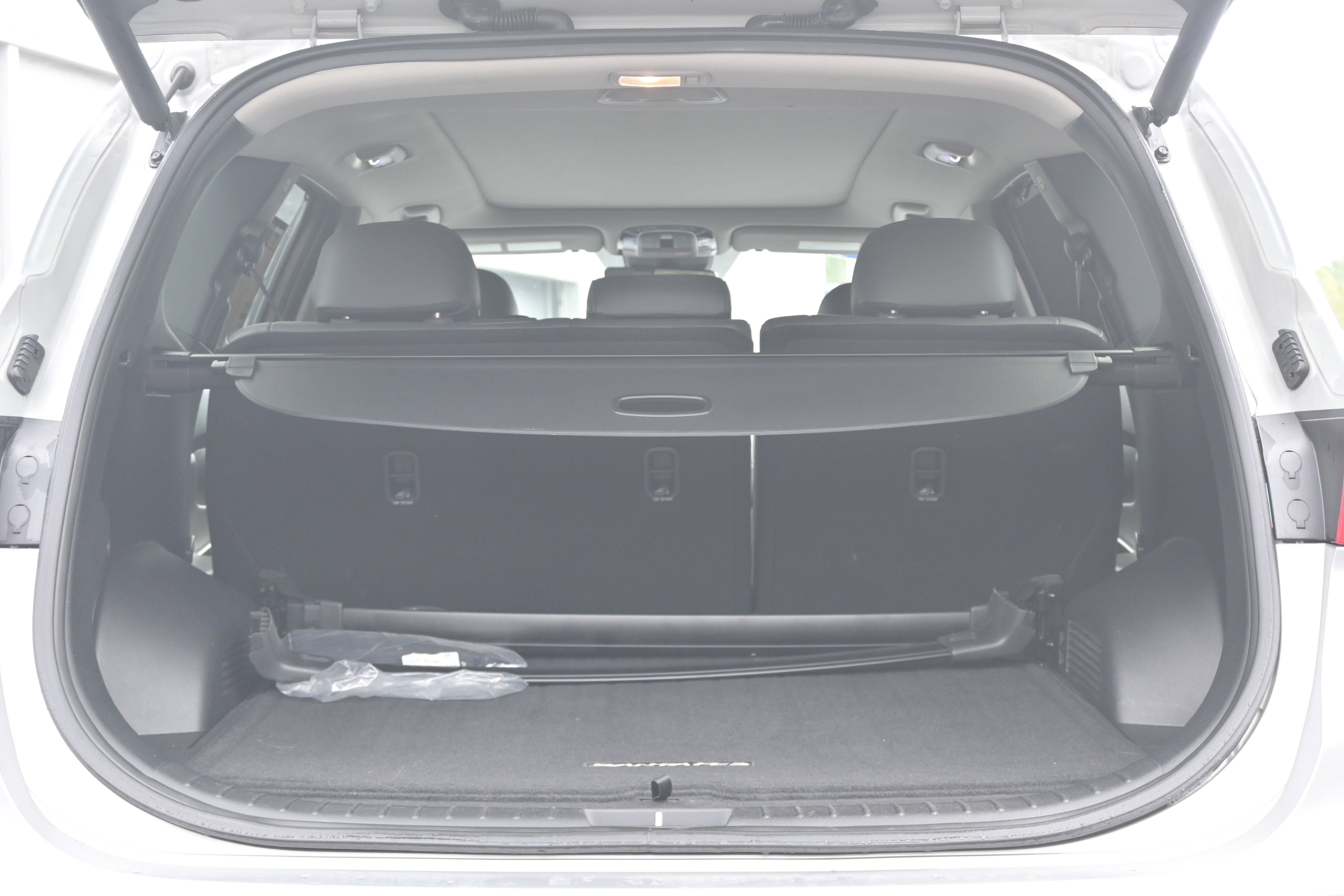 Used 2022 Hyundai Santa Fe SEL w/ Convenience + Premium Package image 35