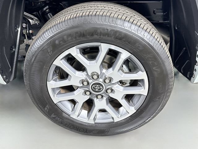 Used 2024 Toyota Tundra 1794 Edition AWD/4WD image 31