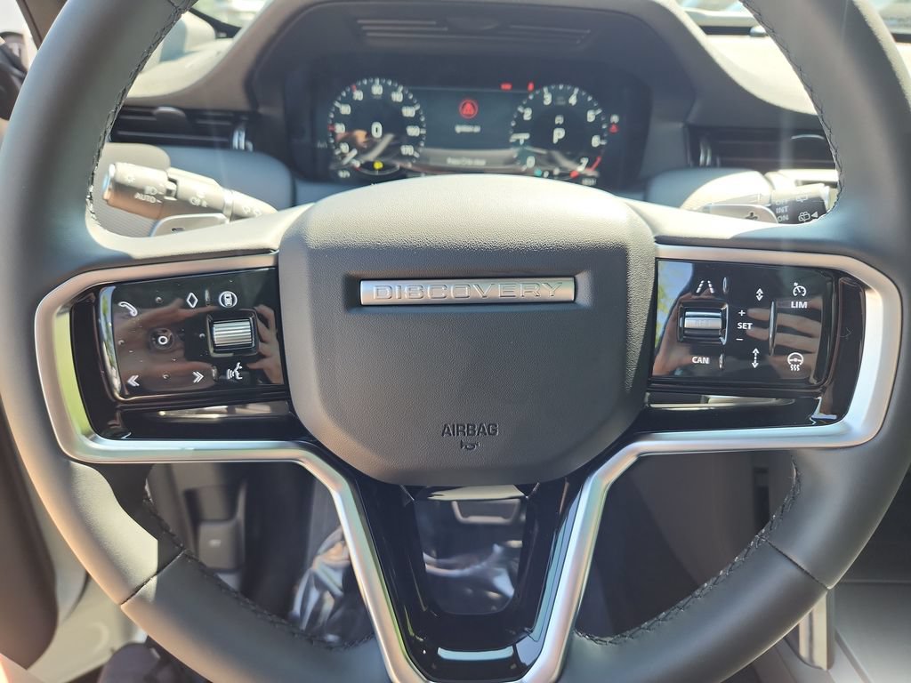 New 2026 Land Rover Discovery Sport Landmark AWD/4WD image 18