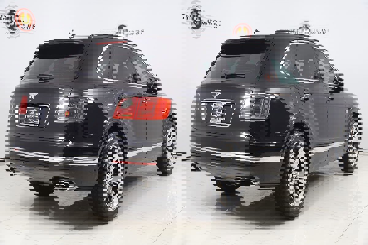 Used 2019 Bentley Bentayga image 3