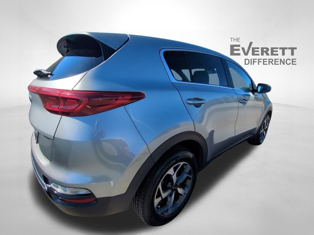 Used 2021 Kia Sportage LX image 4