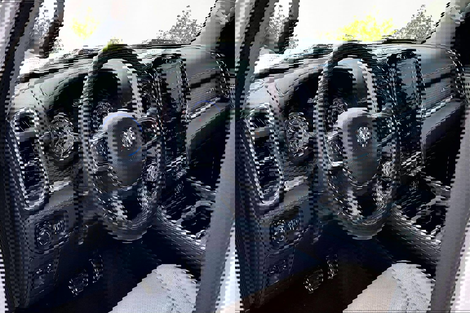 Used 2022 RAM 1500 Limited image 14