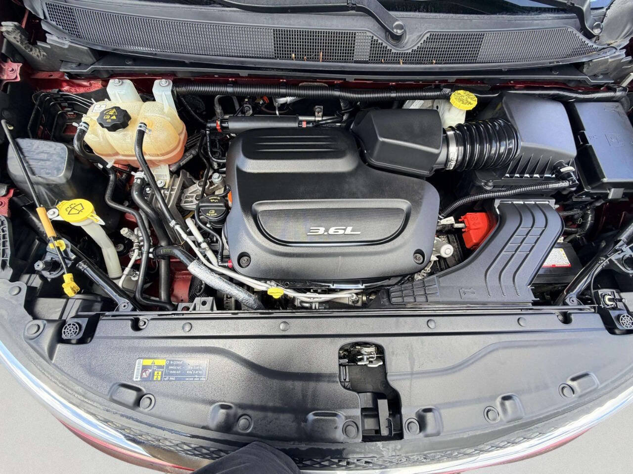 Used 2017 Chrysler Pacifica Touring FWD image 13