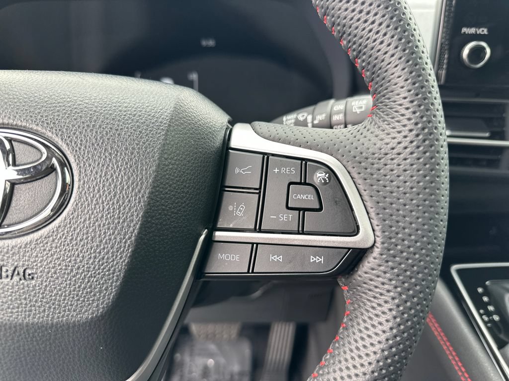 Certified 2026 Toyota Sienna XSE AWD/4WD image 21