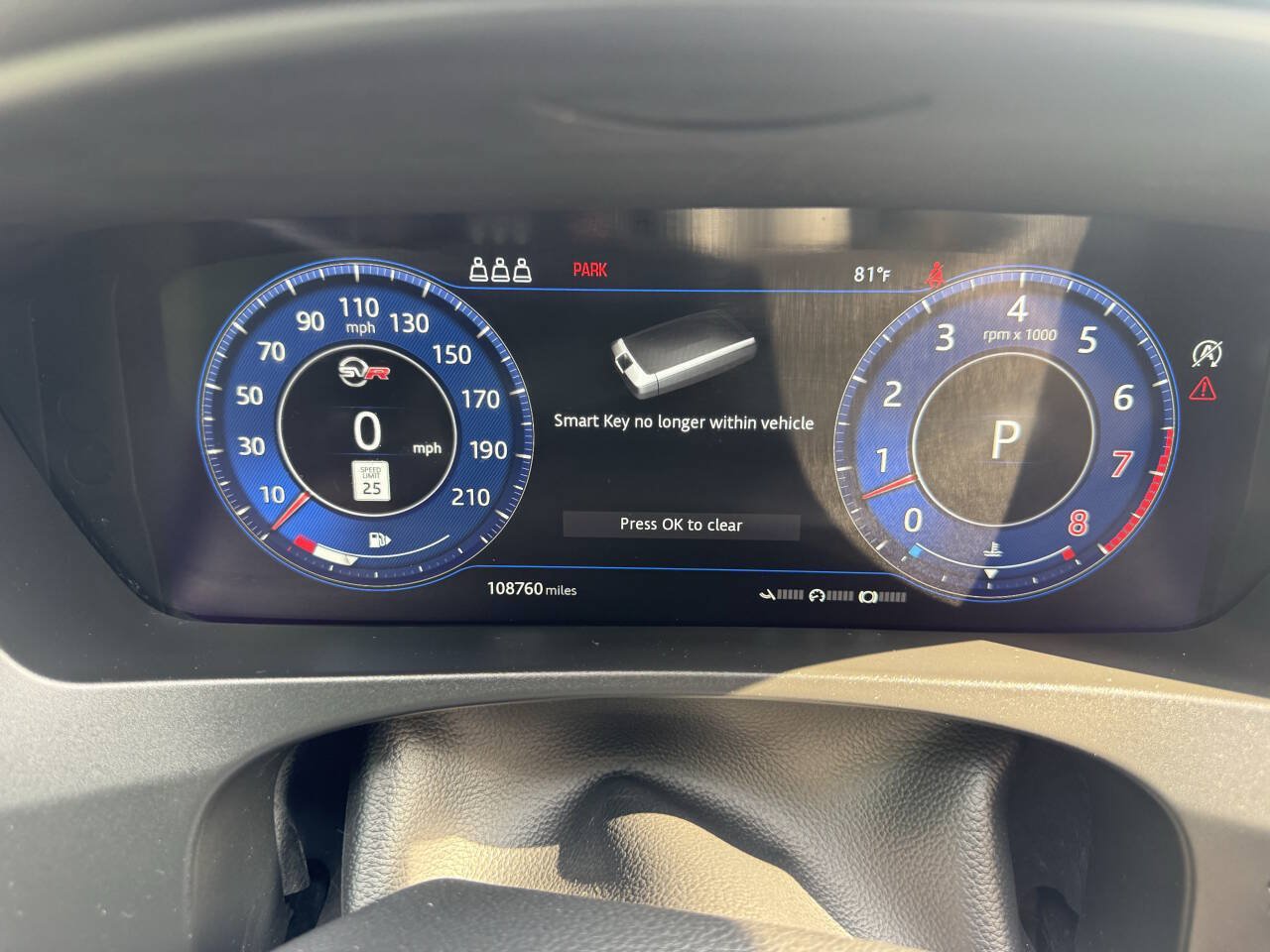 Used 2019 Jaguar F-PACE SVR AWD/4WD image 28