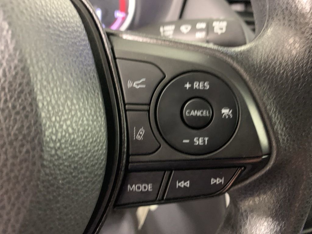 Used 2024 Toyota RAV4 LE image 21