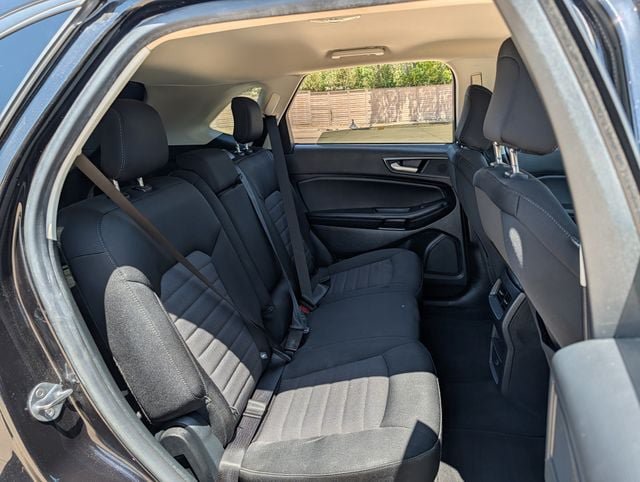 Used 2022 Ford Edge SE w/ Black Appearance Package AWD/4WD image 24