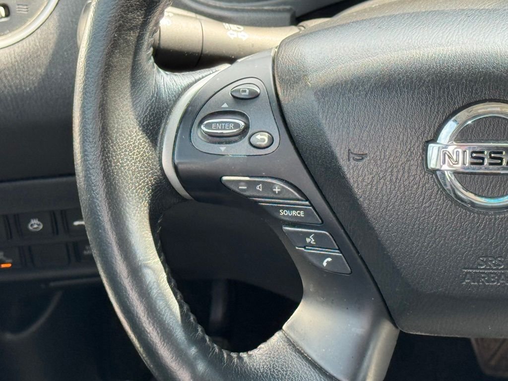 Used 2019 Nissan Pathfinder SL FWD image 28