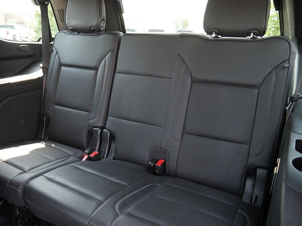 Used 2022 GMC Yukon Denali w/ Max Trailering Package AWD/4WD image 17
