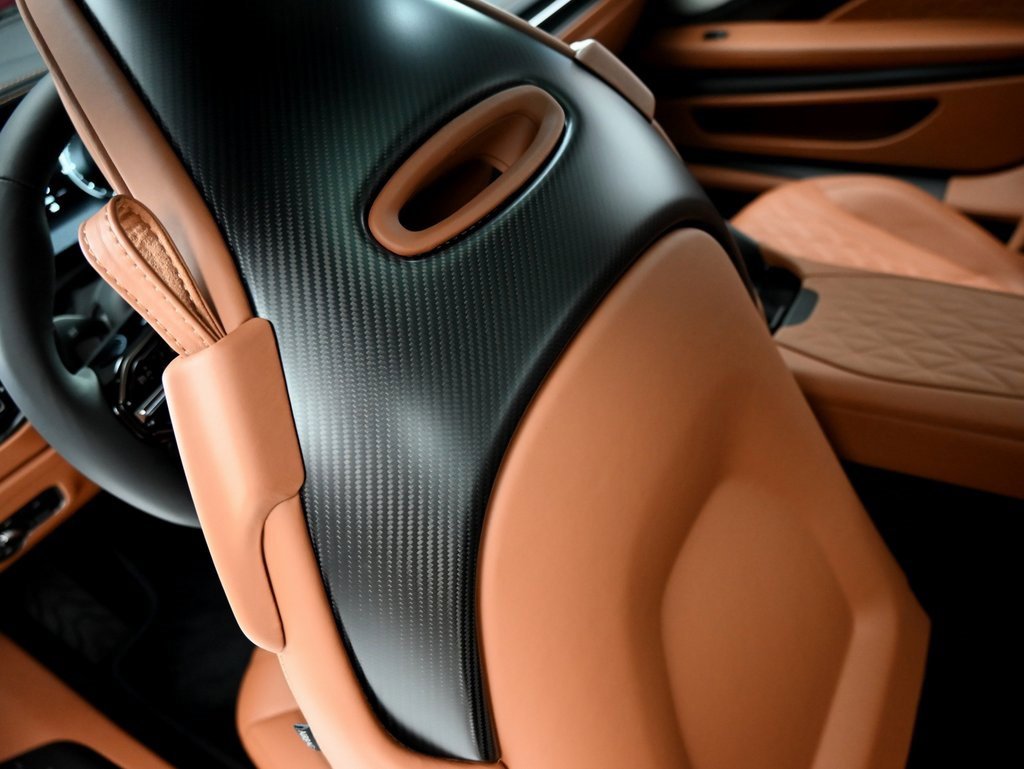 New 2025 Aston Martin DB12 Coupe image 17