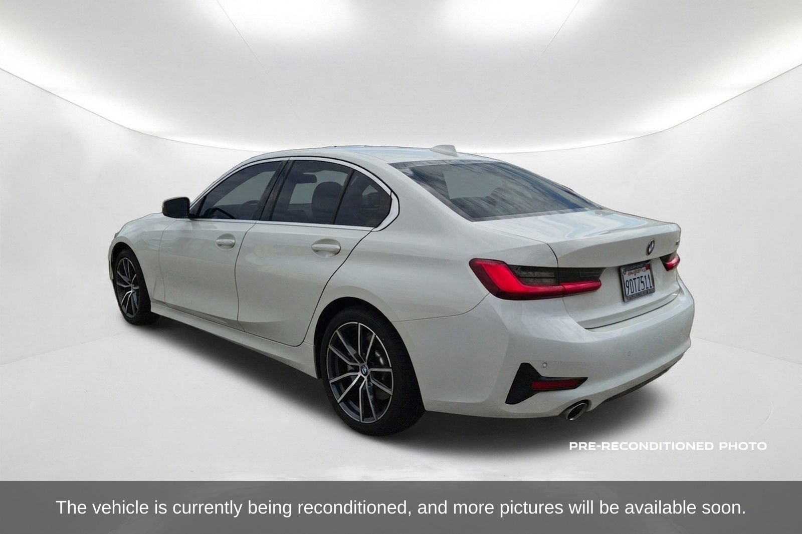Used 2019 BMW 330i Sedan w/ Convenience Package RWD image 8