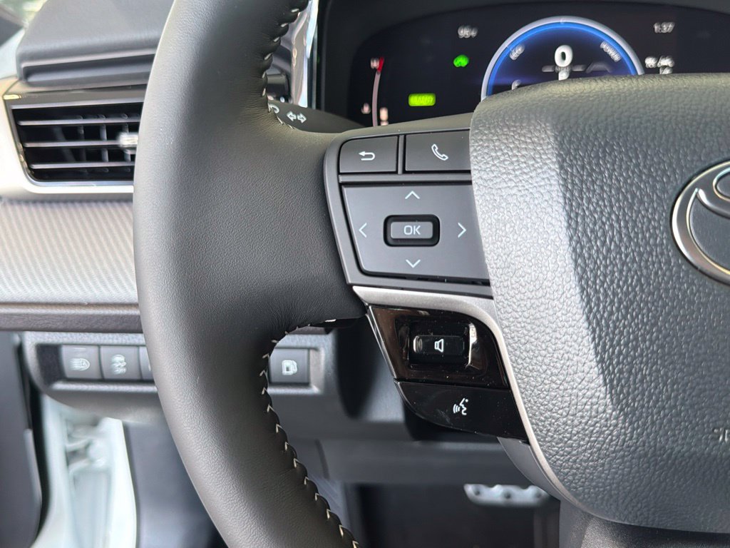 Certified 2026 Toyota Camry SE w/ Convenience Package FWD image 25