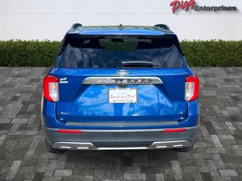 Used 2021 Ford Explorer XLT w/ Equipment Group 202A RWD image 9