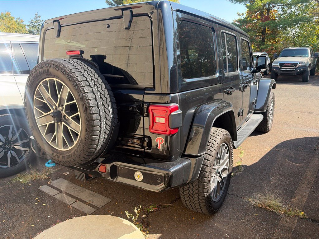 Used 2024 Jeep Wrangler High Altitude AWD/4WD image 4