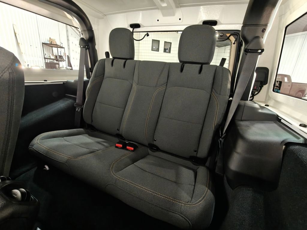 Used 2024 Jeep Wrangler Sport S image 25