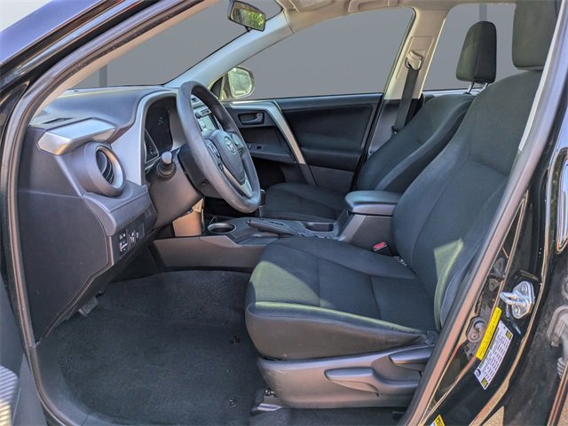 Used 2015 Toyota RAV4 LE image 21