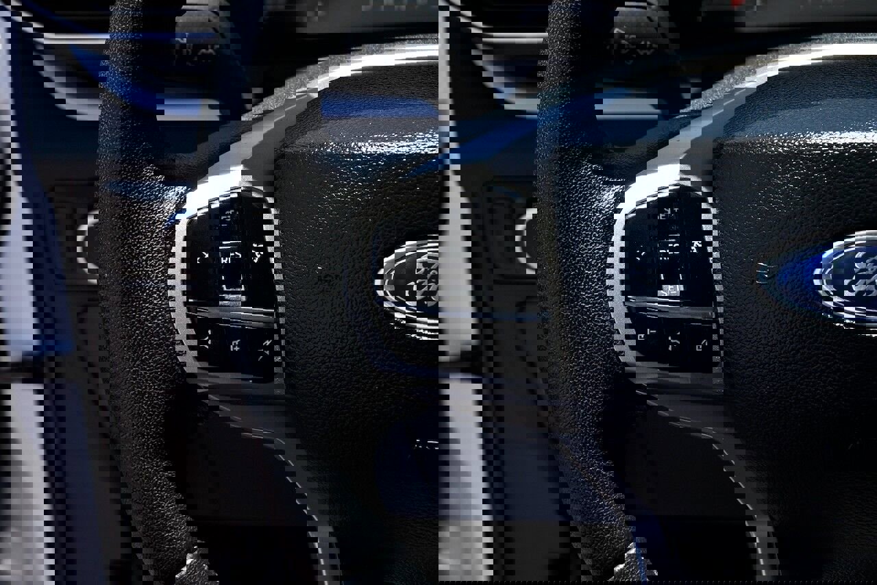 Used 2024 Ford Explorer XLT w/ Equipment Group 202A image 23