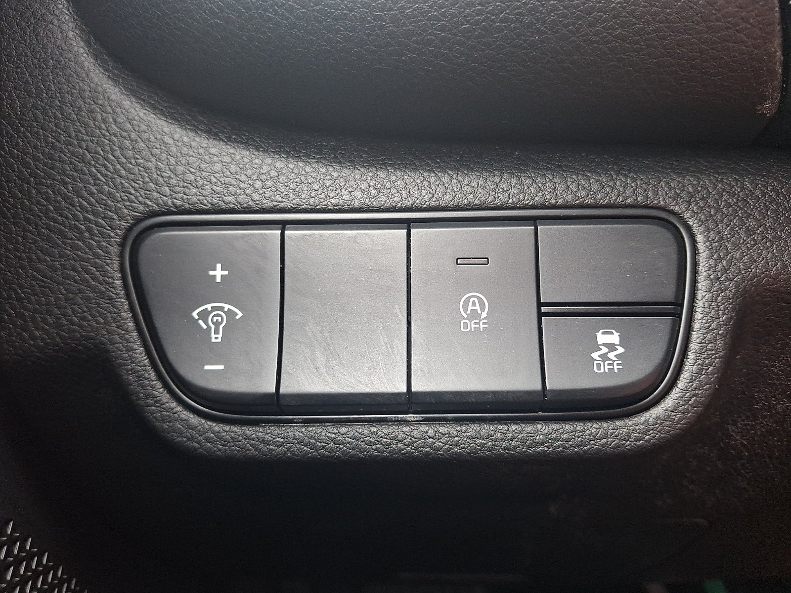 Used 2024 Kia Seltos S AWD/4WD image 25