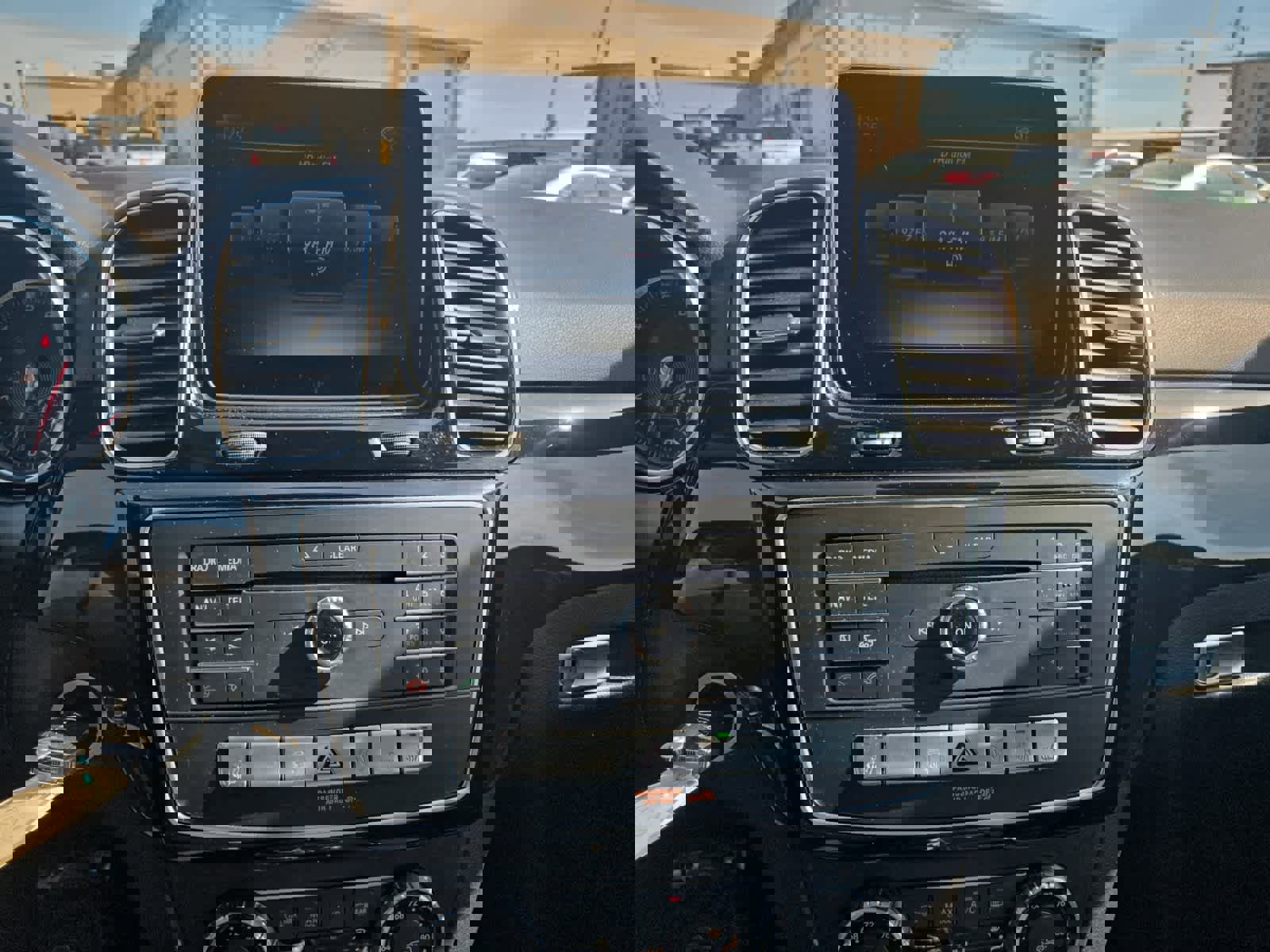 Used 2019 Mercedes-Benz GLE 400 4MATIC image 16