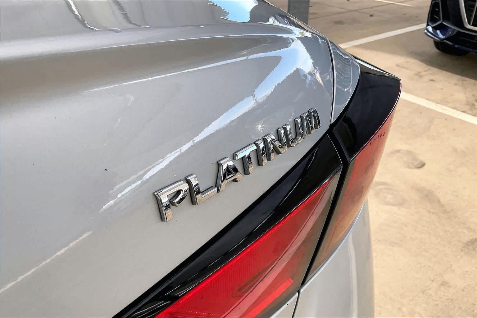 Used 2019 Nissan Altima 2.5 Platinum FWD image 9