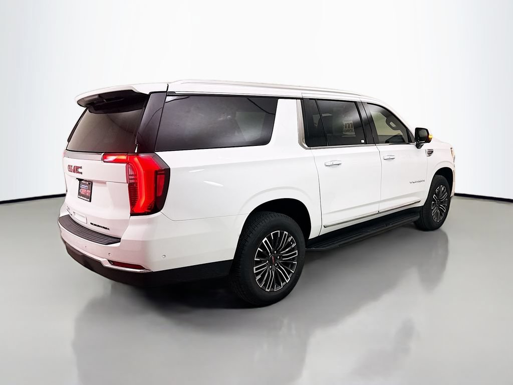 Used 2025 GMC Yukon XL Elevation AWD/4WD image 9