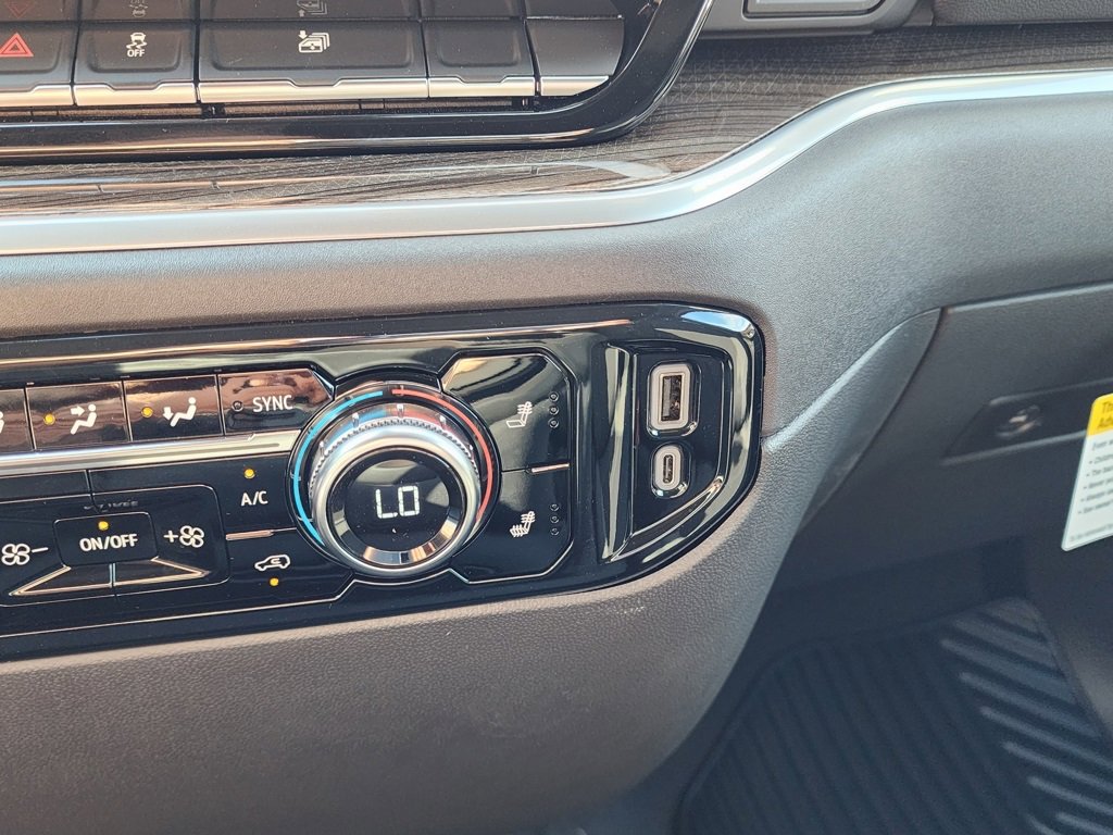 New 2026 GMC Sierra 1500 Elevation image 30