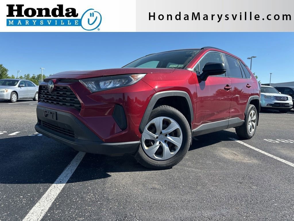 Used 2019 Toyota RAV4 LE w/ All Weather Liner Package AWD/4WD video 1
