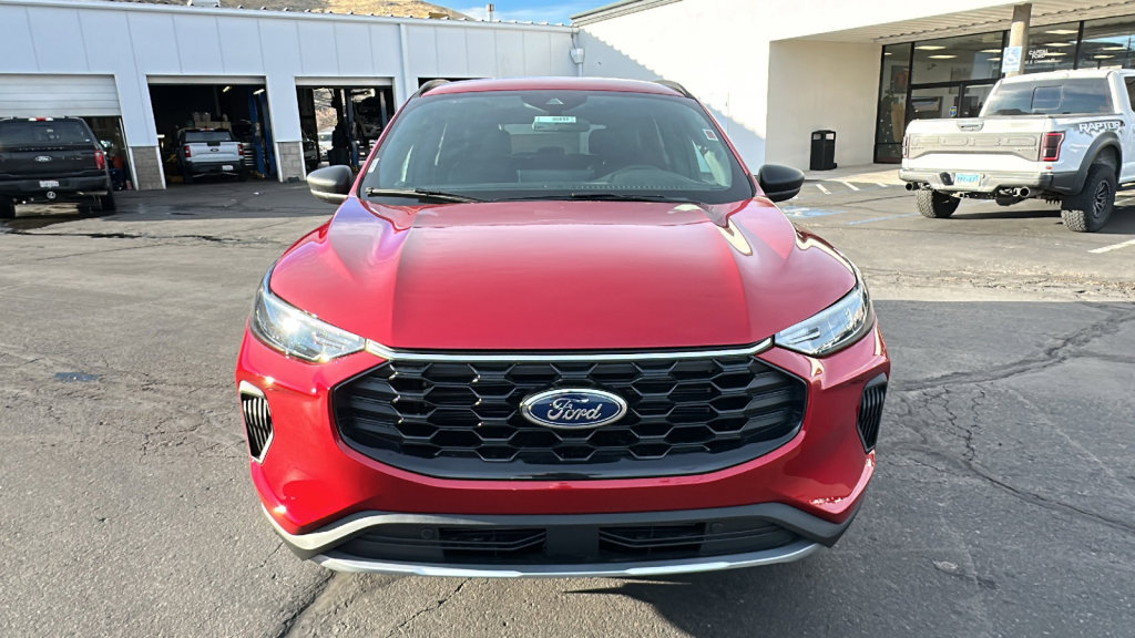 New 2026 Ford Escape ST-Line w/ Tech Pack #1 AWD/4WD image 8