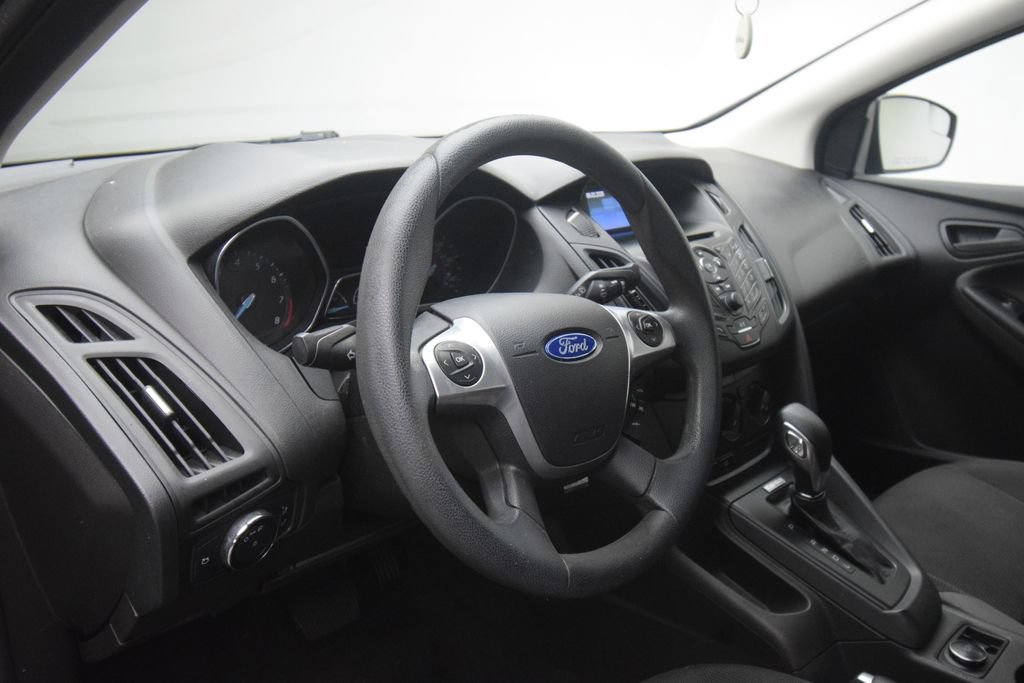 Used 2013 Ford Focus S FWD image 12