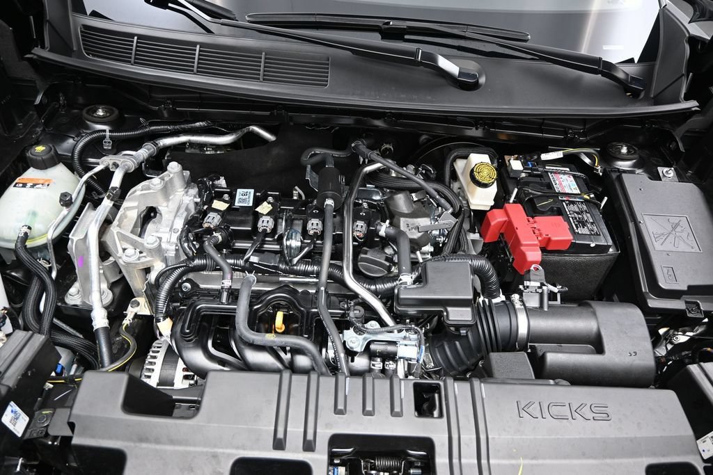 Certified 2025 Nissan Kicks SV AWD/4WD image 24