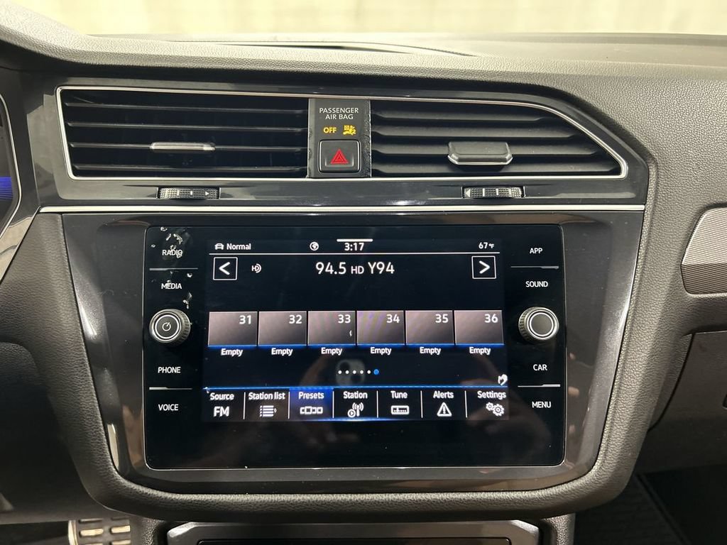 Certified 2024 Volkswagen Tiguan SE R-Line AWD/4WD image 14