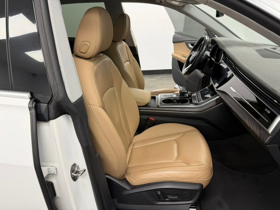 Used 2019 Audi Q8 Premium w/ Convenience Package image 36