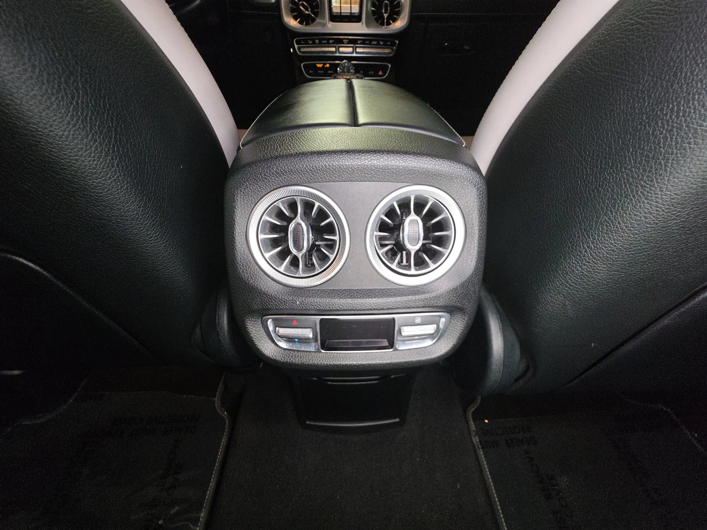 Used 2021 Mercedes-Benz G 63 AMG 4MATIC w/ G Manufaktur Interior Package image 39