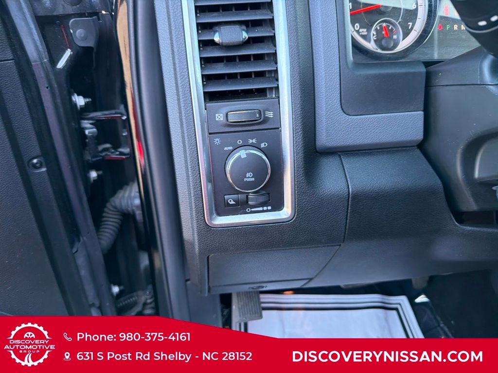 Used 2019 RAM 1500 Classic Warlock image 15