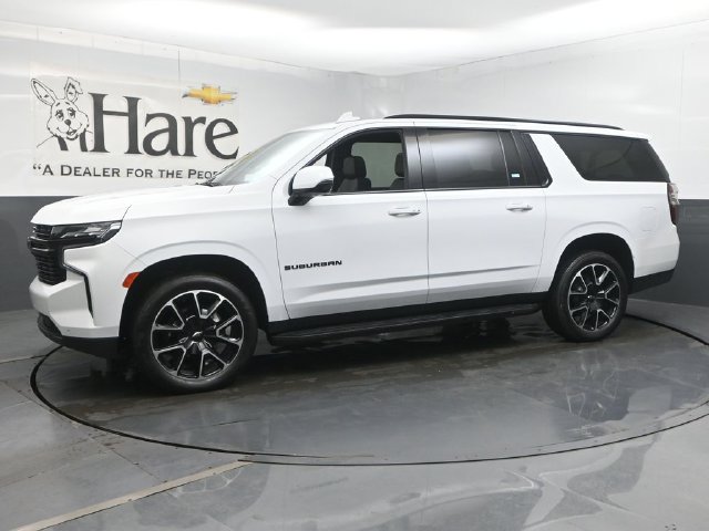 Used 2024 Chevrolet Suburban RST w/ Luxury Package AWD/4WD image 39