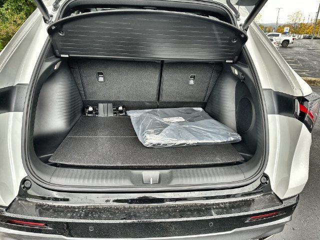 New 2026 Acura ADX A-Spec w/ Advance Package AWD/4WD image 32