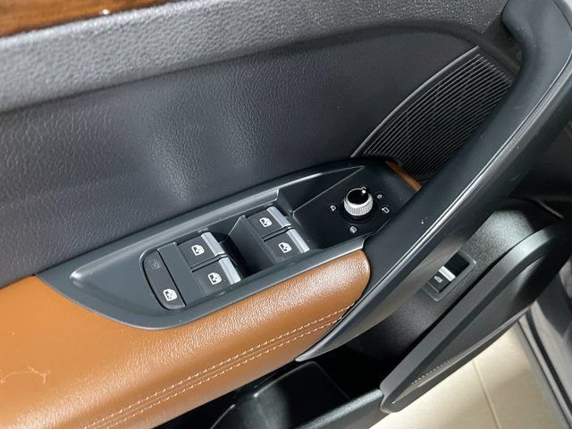 Used 2018 Audi Q5 Prestige w/ Prestige Package AWD/4WD image 22
