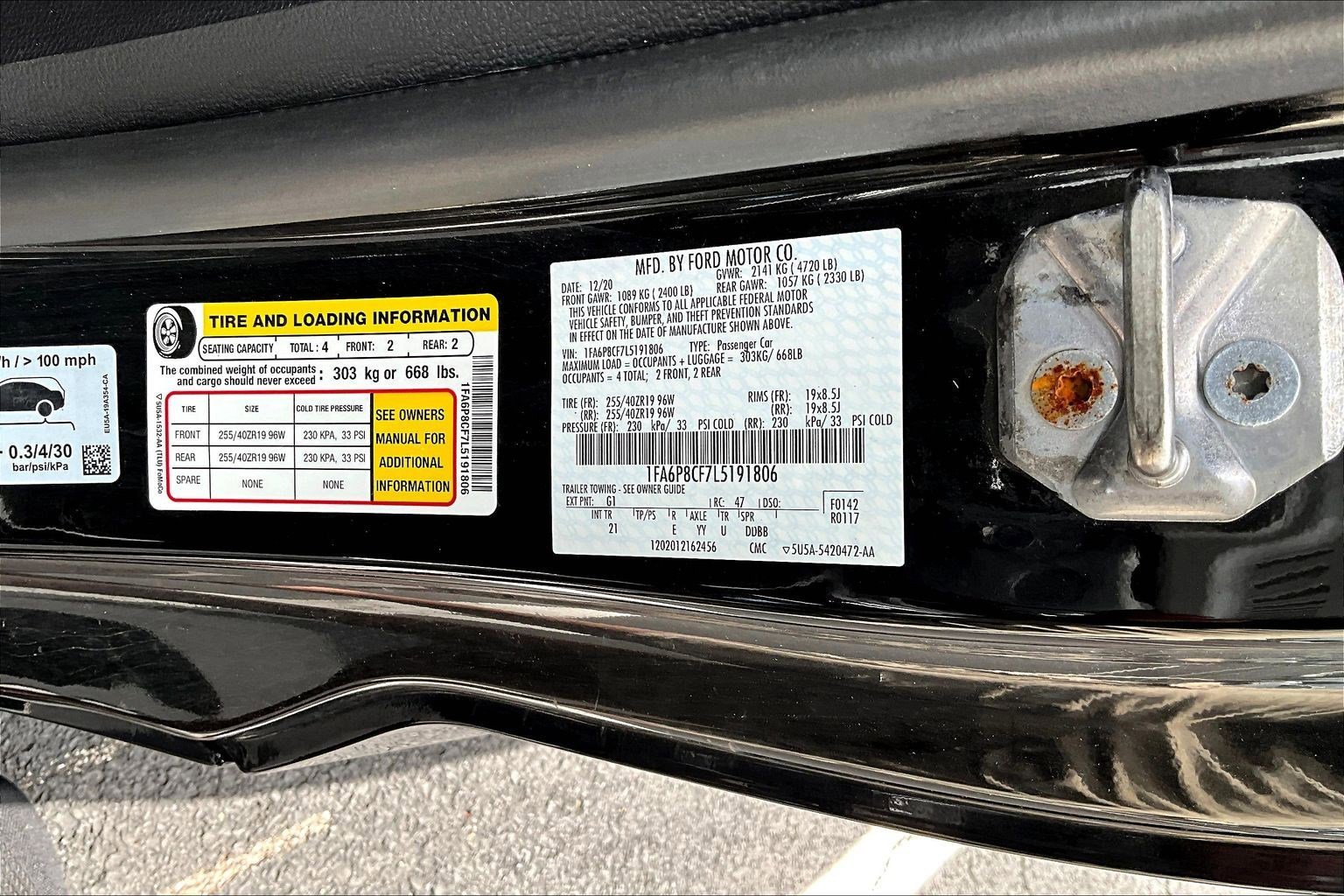 Used 2020 Ford Mustang GT w/ Equipment Group 301A RWD image 17