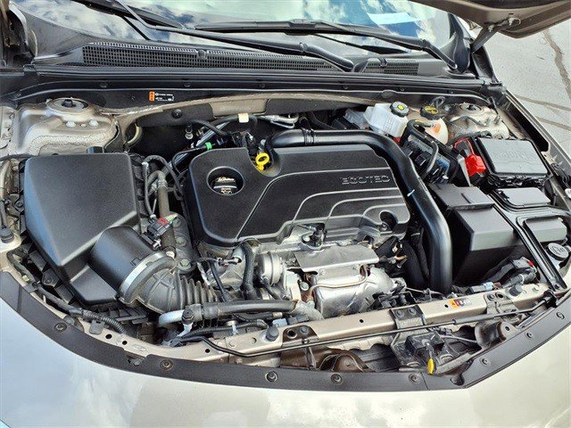 Certified 2025 Chevrolet Malibu LT image 30