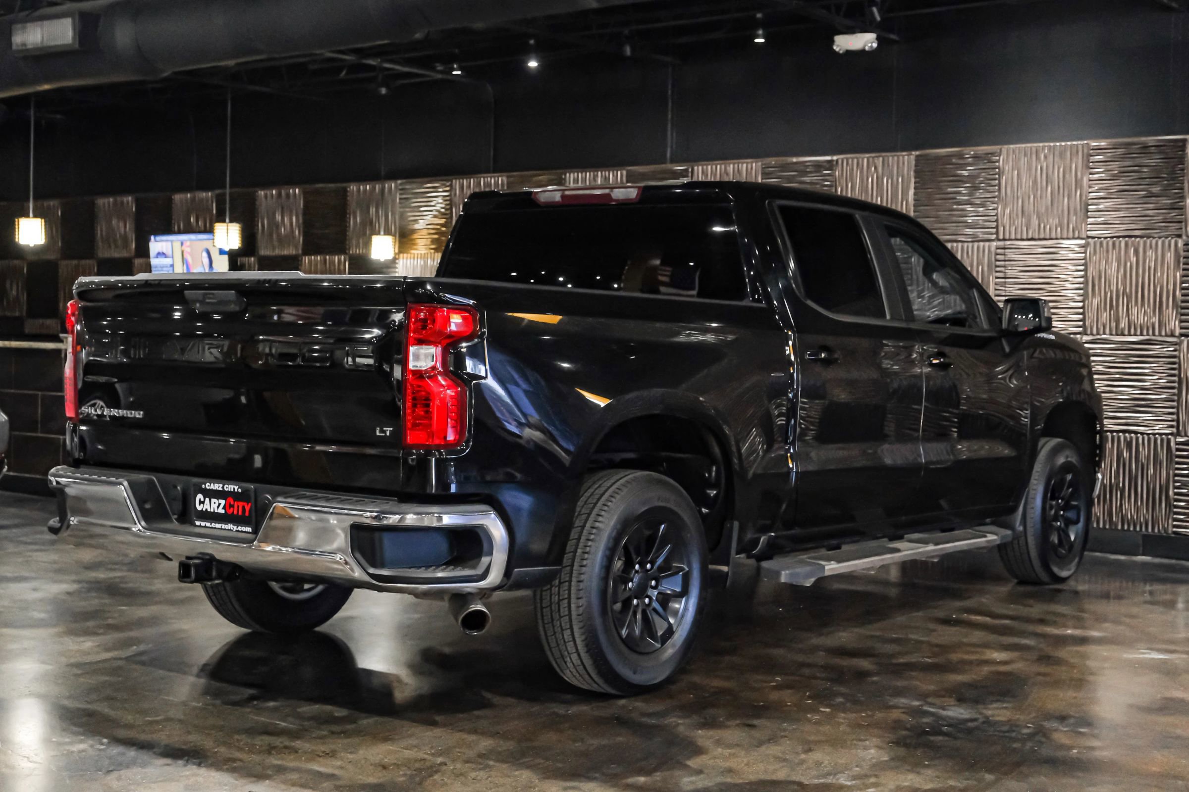 Used 2019 Chevrolet Silverado 1500 LT w/ All-Star Edition image 9