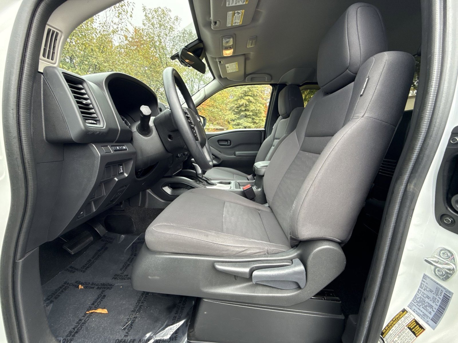 Used 2024 Nissan Frontier S w/ S Utility Package image 13