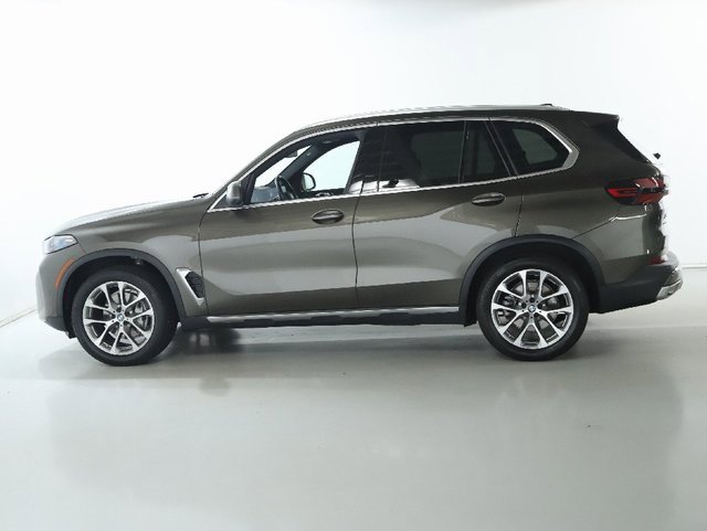 Certified 2025 BMW X5 xDrive40i w/ Premium Package image 40