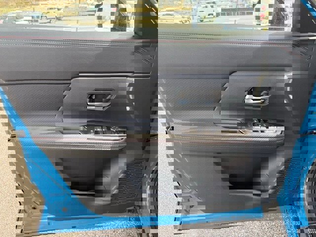 New 2026 Nissan Kicks SR w/ SR Premium Package image 9