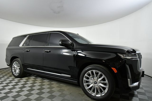 Used 2024 Cadillac Escalade ESV Premium Luxury w/ Performance Package image 7